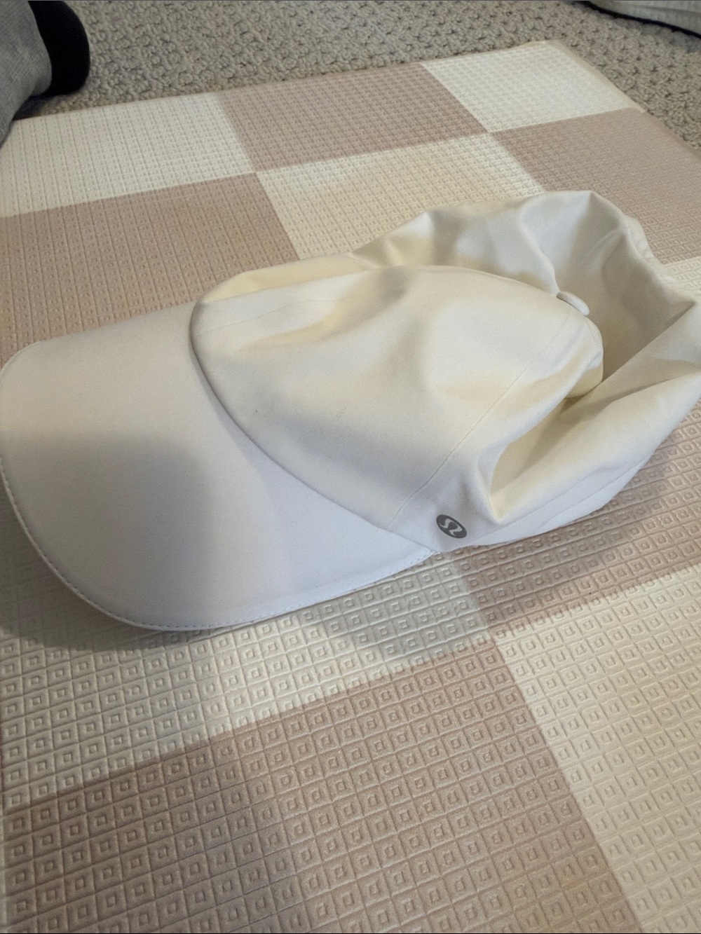 Lululemon hat